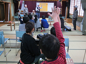 世代間交流イベント『こども将棋教室＆三世代将棋大会』