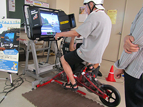 自転車の運転シミュレーション体験