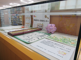 『図書館ギャラリー』に作品展示