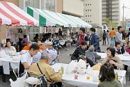 区民センター前広場